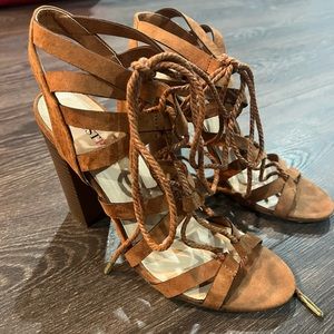 Just Fab size 9 lace up brown Swede heel - only worn once